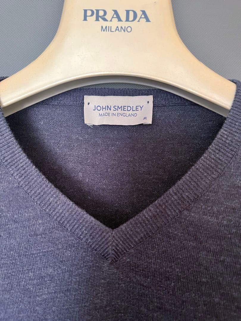 ジョンスメドレー　現行タグ　ニット　メリノウール　ネイビー　M　Vネック