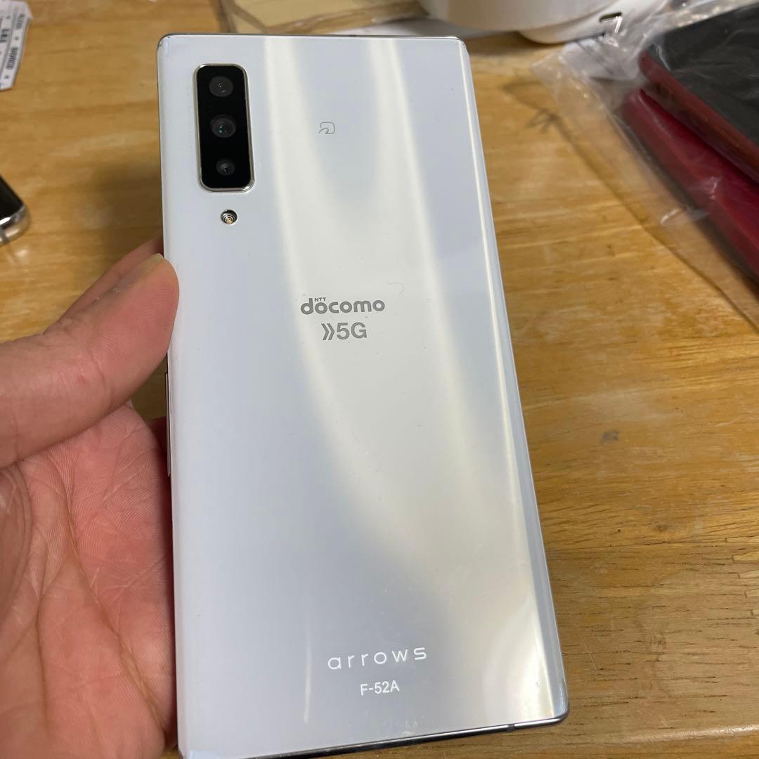 Y*y様 FUJITSU arrows NX9 F-52A sim フリー