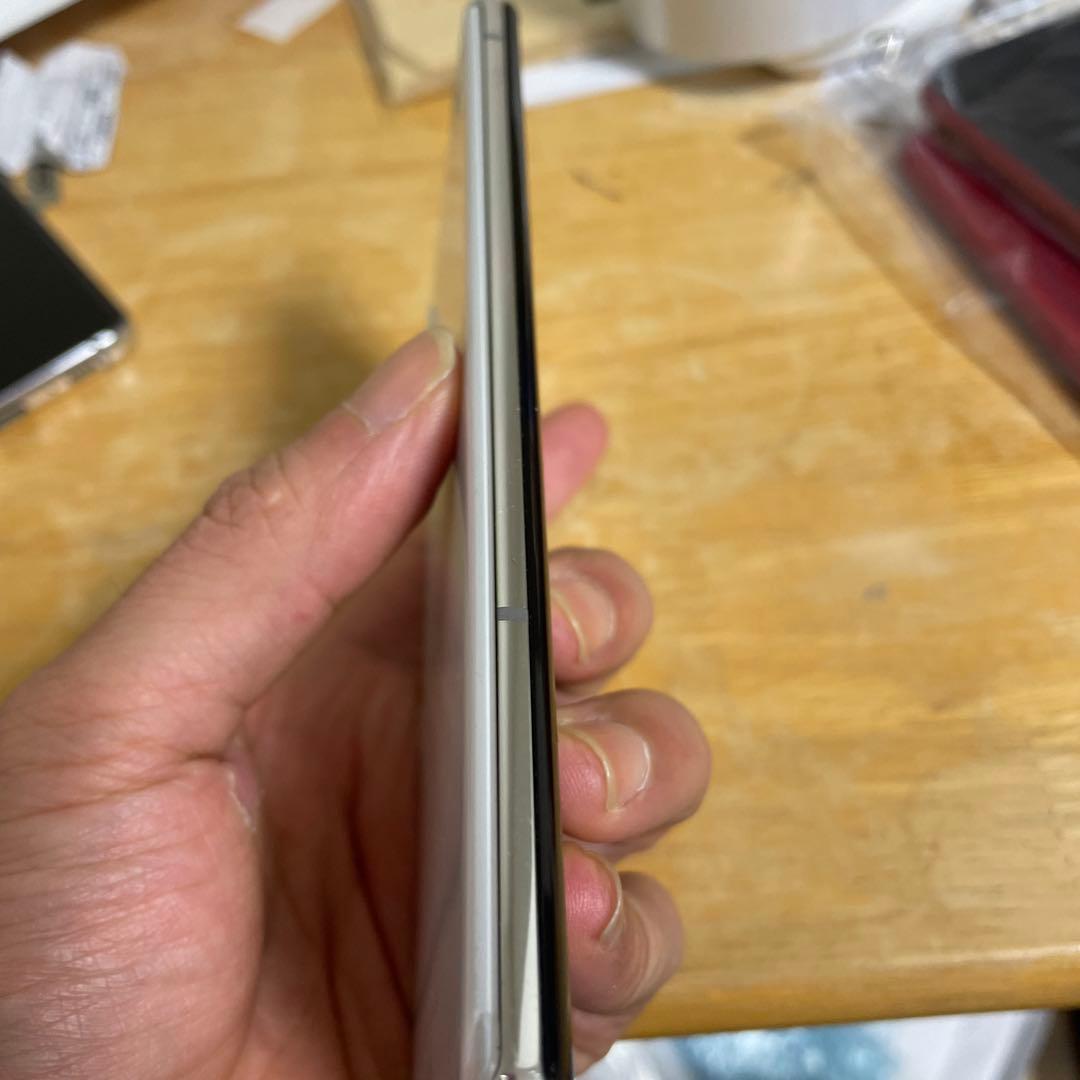 Y*y様 FUJITSU arrows NX9 F-52A sim フリー