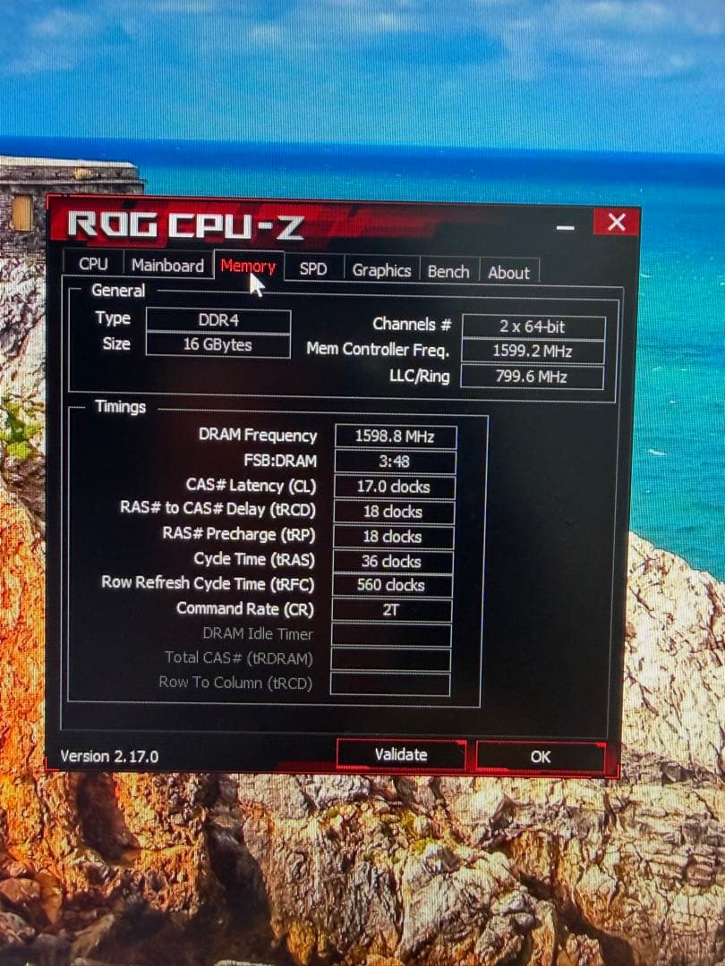 ホワイト ミドルタワー PCケース Lian li mini (VGA 無し)