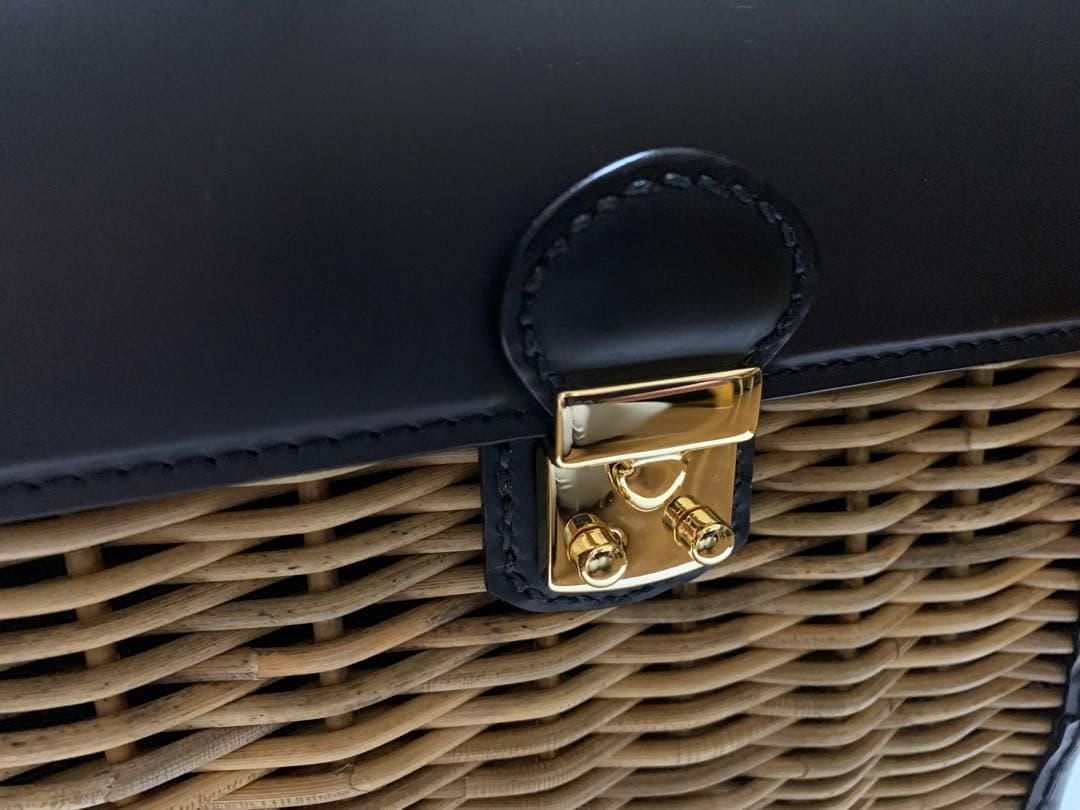 ebagos　エバゴス　カーフハンドバッグ M　ケリー　カーフレザー×紅籐 黒