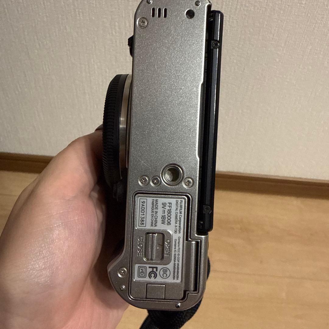 (美品)Fujifilm X-T30ミラーレス一眼 本体
