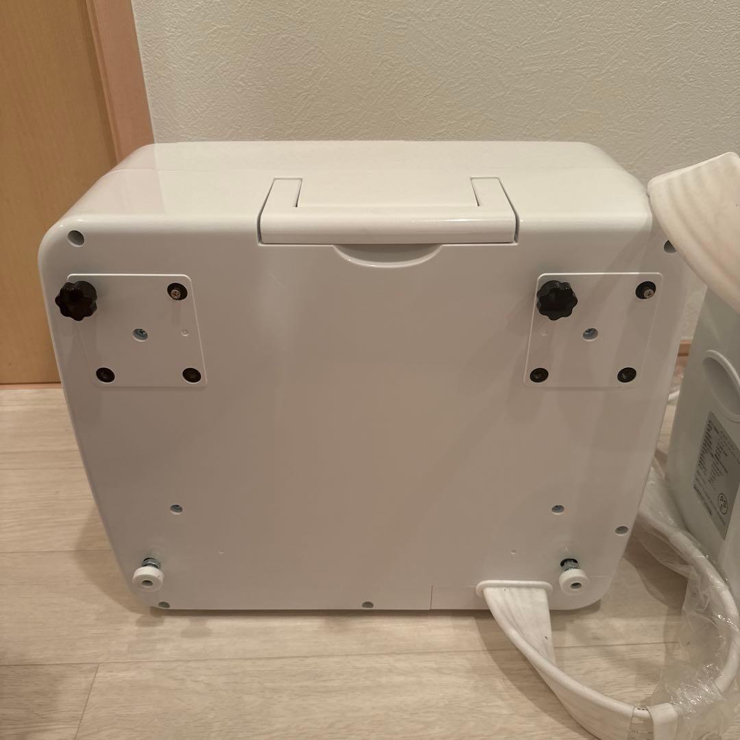 コイズミ　ラクール　2025 ポータブルクーラー ホワイト