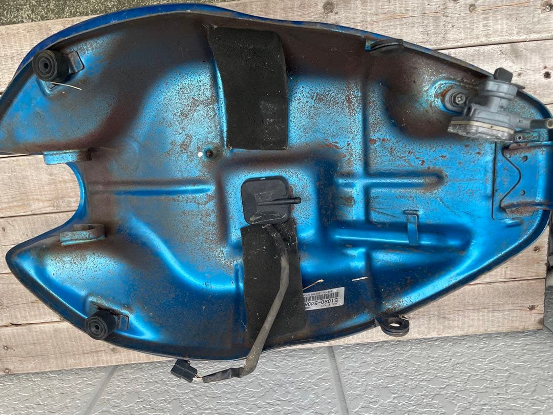 バリオス2 タンク　サビあり