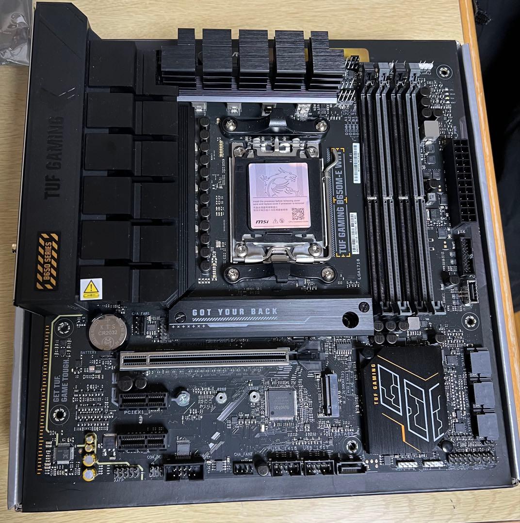 ASUS TUF GAMING B650M-E WIFI マザーボード