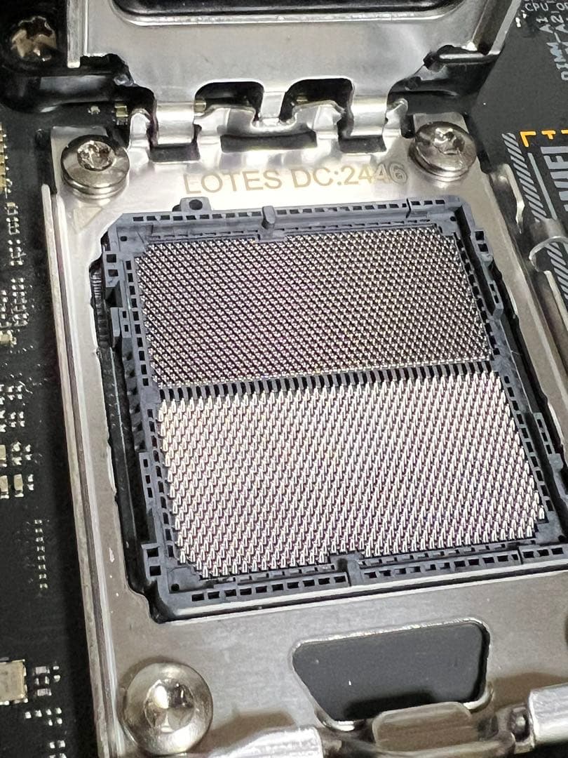 ASUS TUF GAMING B650M-E WIFI マザーボード