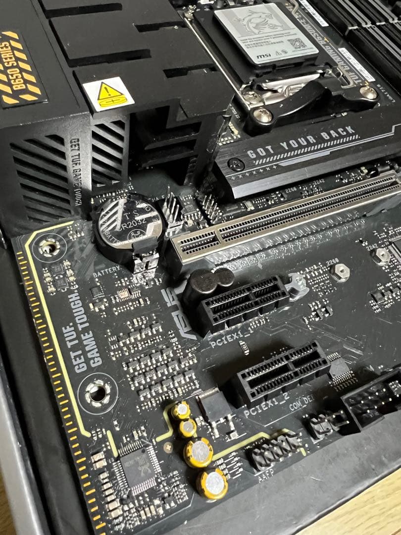 ASUS TUF GAMING B650M-E WIFI マザーボード