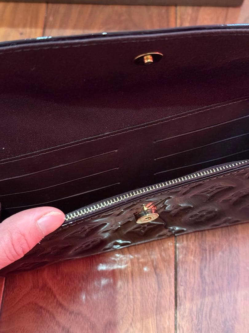 LOUIS VUITTON ブラック クラッチバッグ　財布