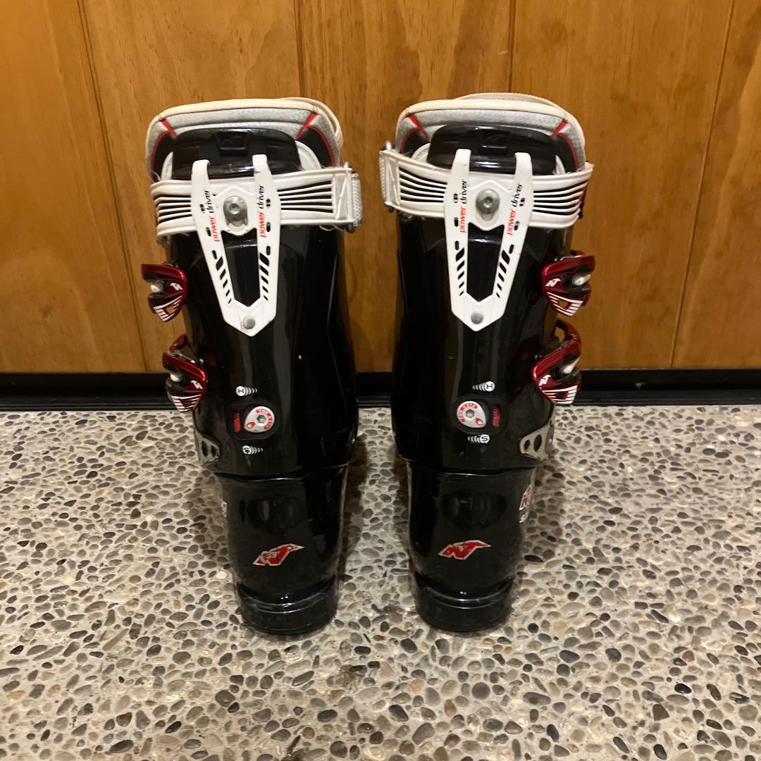 NORDICA　ノルディカ スキーブーツ 27cm 〜27.5cm　足幅広め