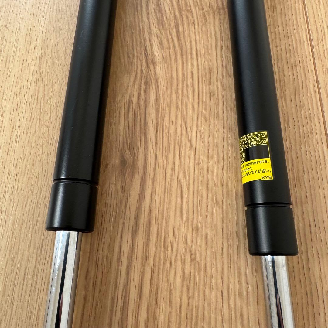 純正 新車外し ハイエース リアゲートダンパー ダンパー ミドルワイド 200系