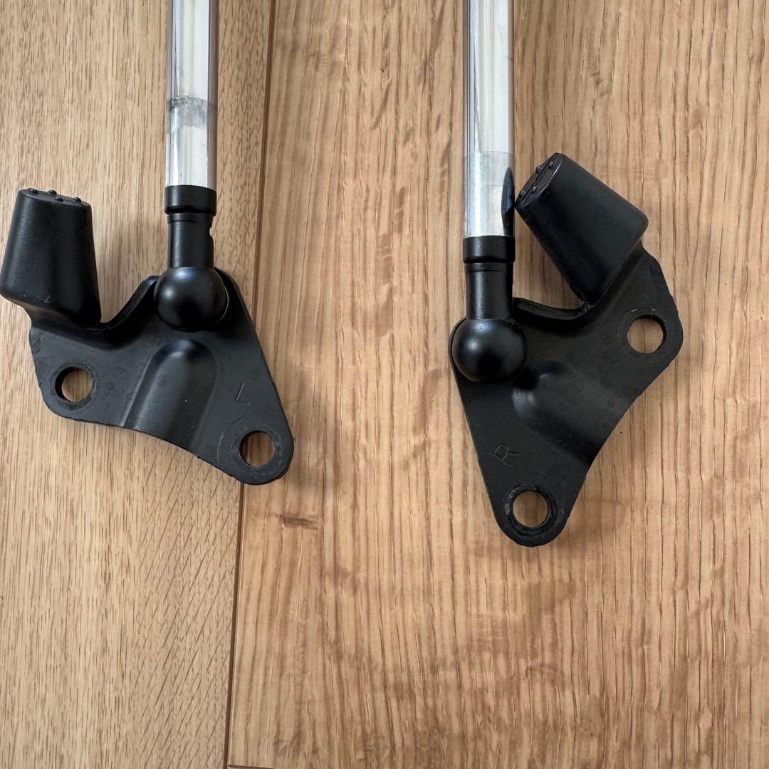 純正 新車外し ハイエース リアゲートダンパー ダンパー ミドルワイド 200系