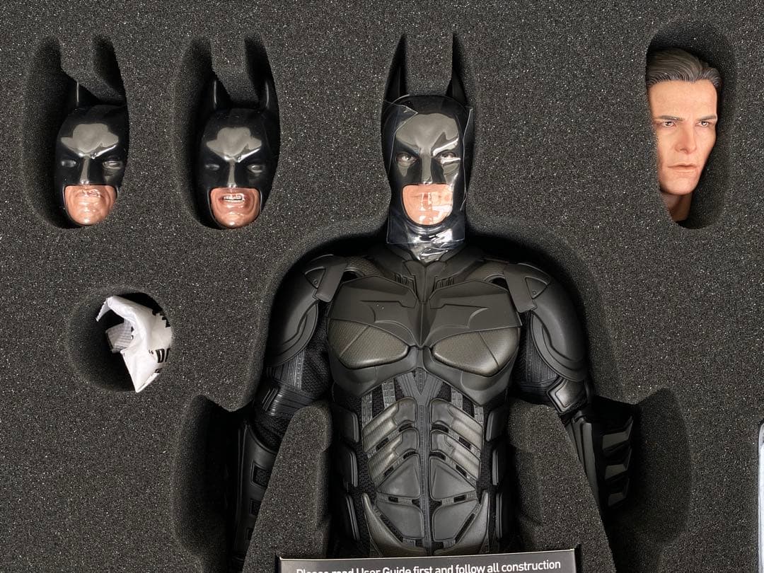 ホット・トイズ 1/6スケール バットマン ダークナイト ライジング