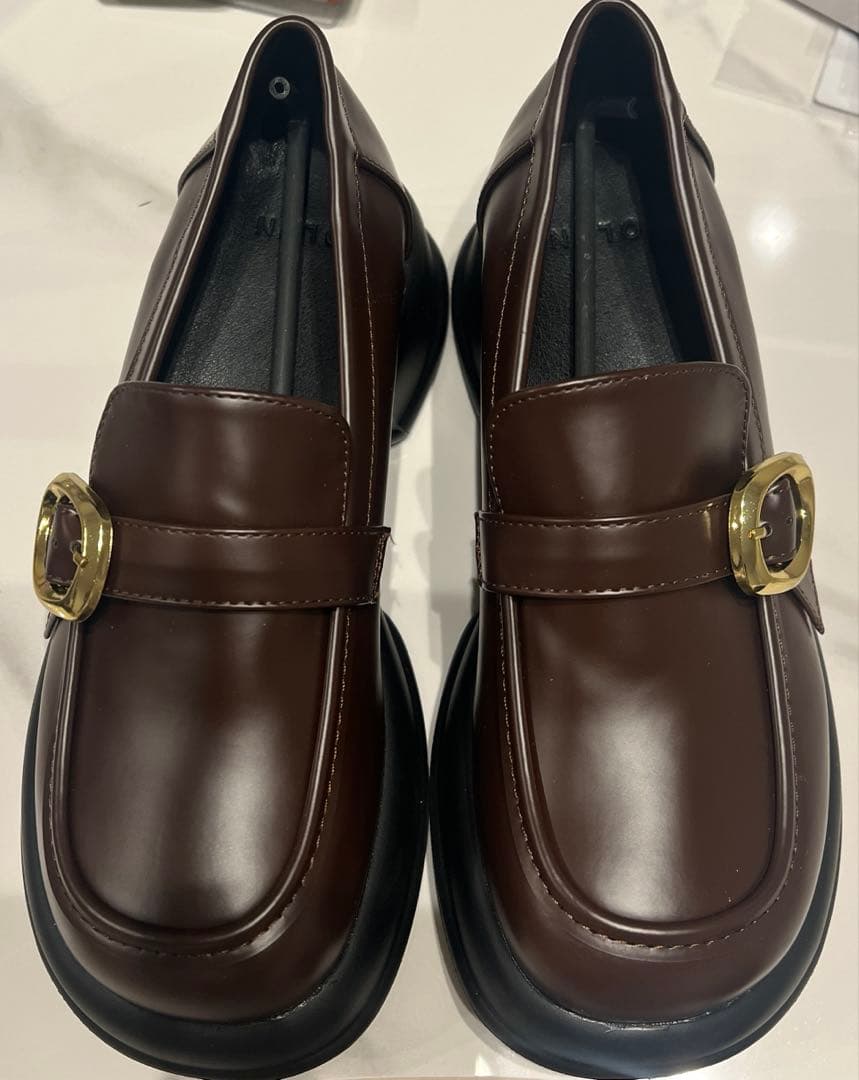 OLUN ニュアンスバックルローファー　Sサイズ　ブラウン