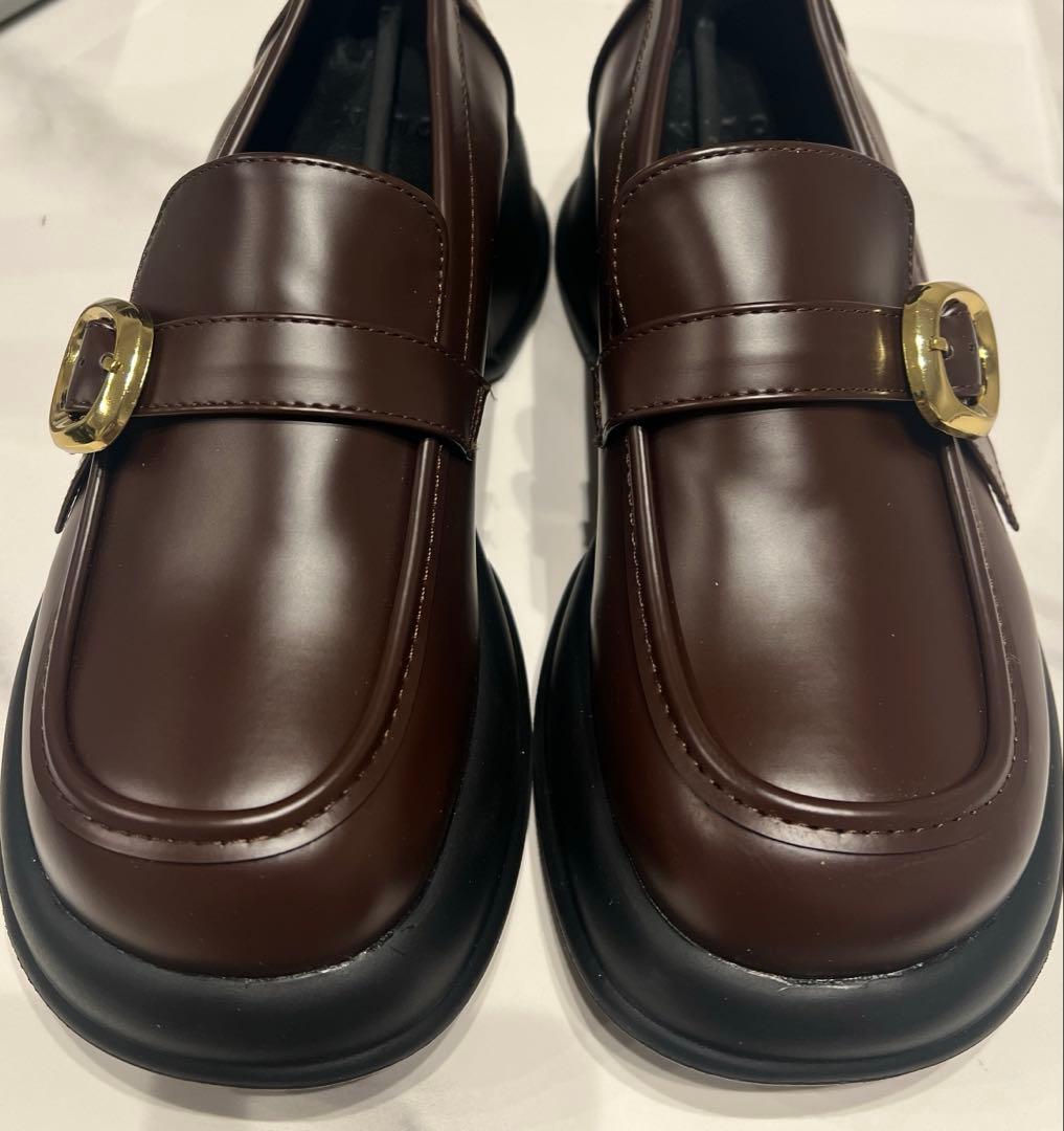 OLUN ニュアンスバックルローファー　Sサイズ　ブラウン