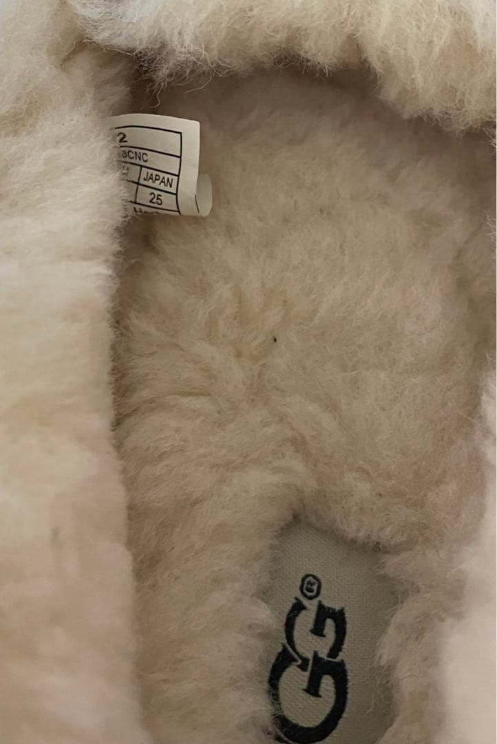 UGG ボアモカシン スリッポン ドライビングシューズ シープスキン