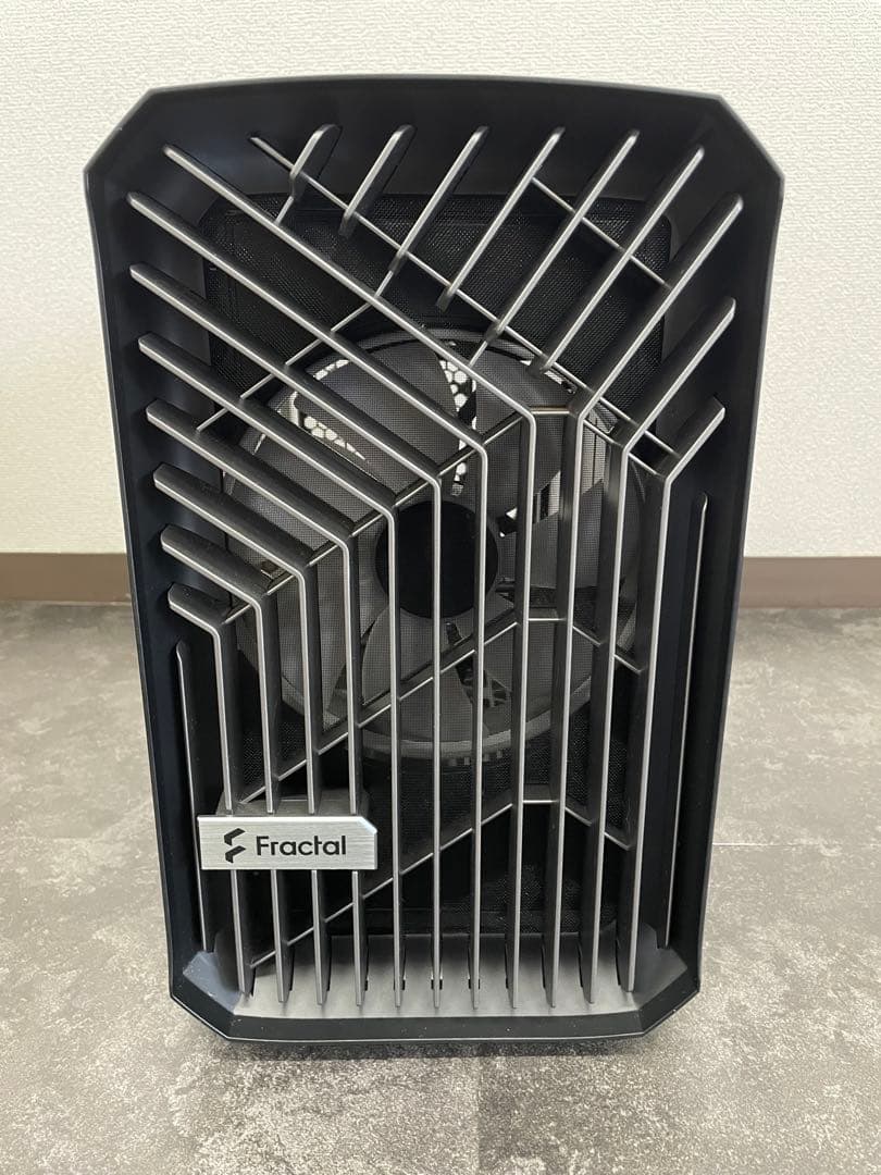 FractalDesign Torrent Nanoブラック 自作PC用ケース