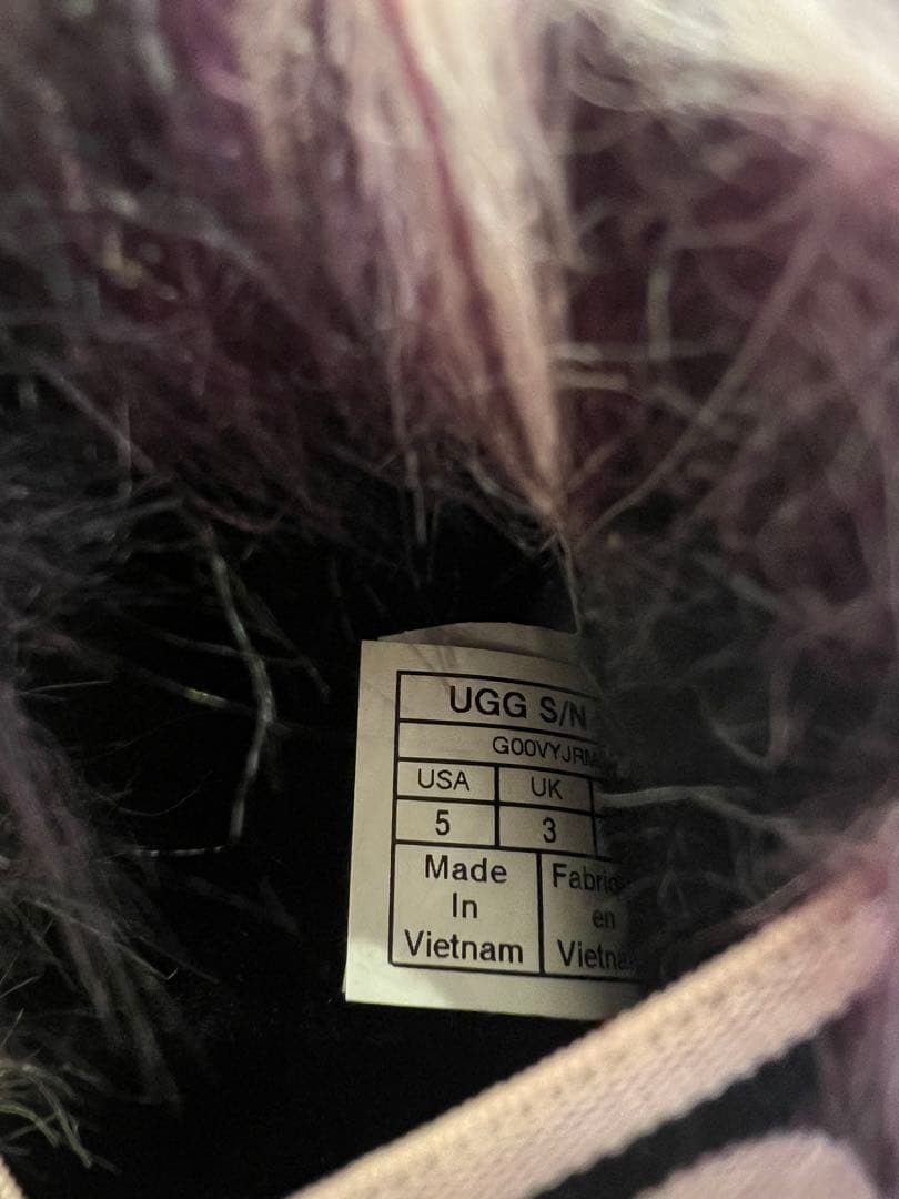 【希少サイズ未使用・美品】UGG ファーサンダル　パープル