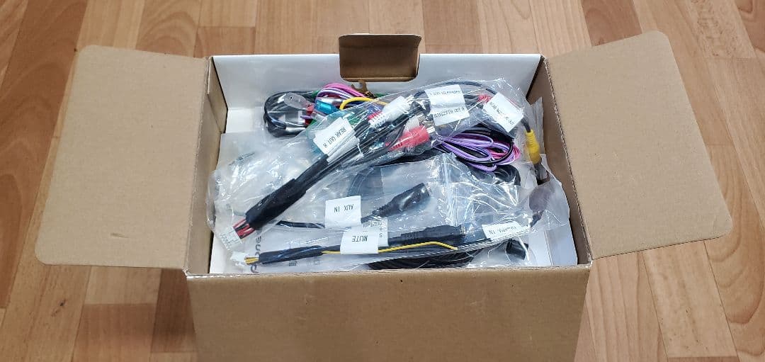 (ジャンク)カロッツェリア ディスプレイオーディオ DMH-SZ500