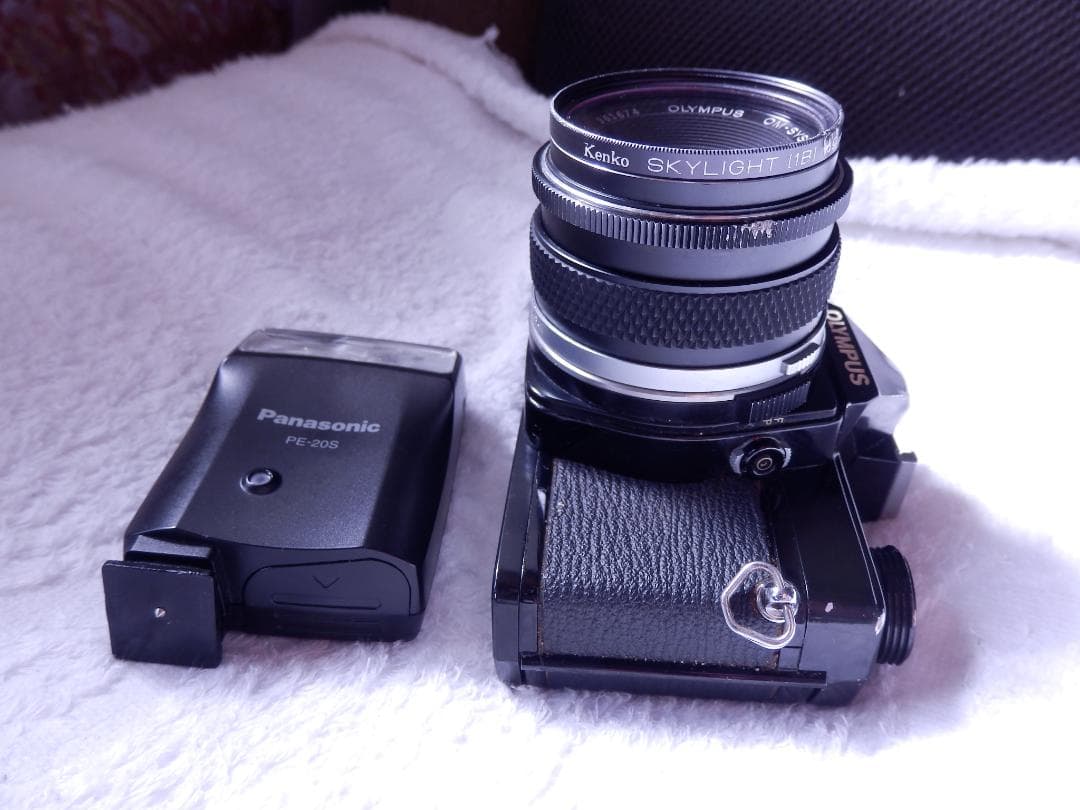 ❤️動作品★50mm付き❤️オリンパスOM-1掃除済★大口径レンズ★ストロボ付き