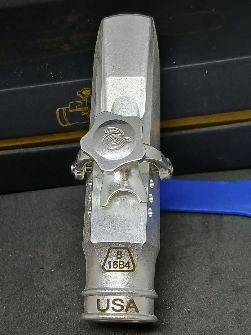 テナーサックス マウスピース メタル 銀メッキ　品質良レプリカ品 8 6番相当