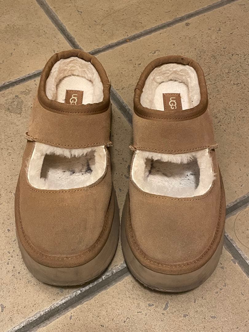 【アオガエル】UGG アグ　ビア　メリージェーン　ライトブラウン系