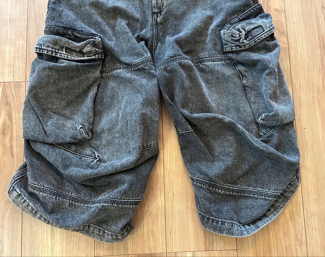 DIESEL デニム　カーゴ　ショートパンツ D-ARNE-SHORT-S