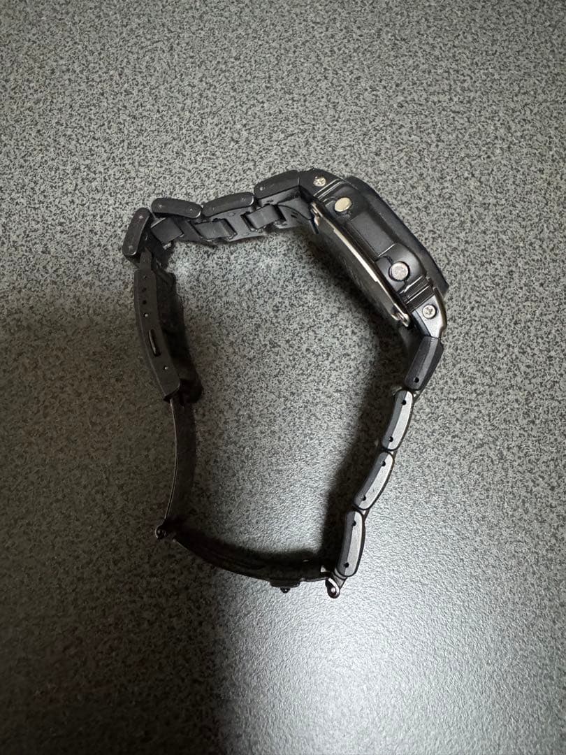 美品！カシオ ジーショック GW-M5610BC-1JF 電波ソーラー スピード