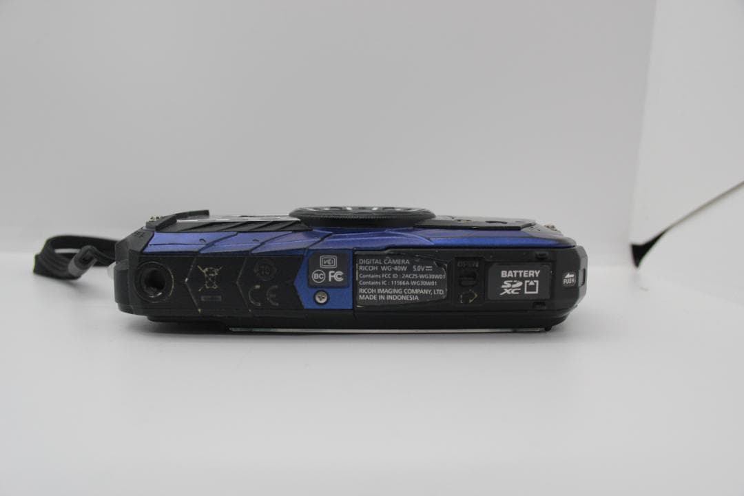 RICOH WG-40w コンパクトデジタルカメラ　青　ブルー　完動品　返品保証