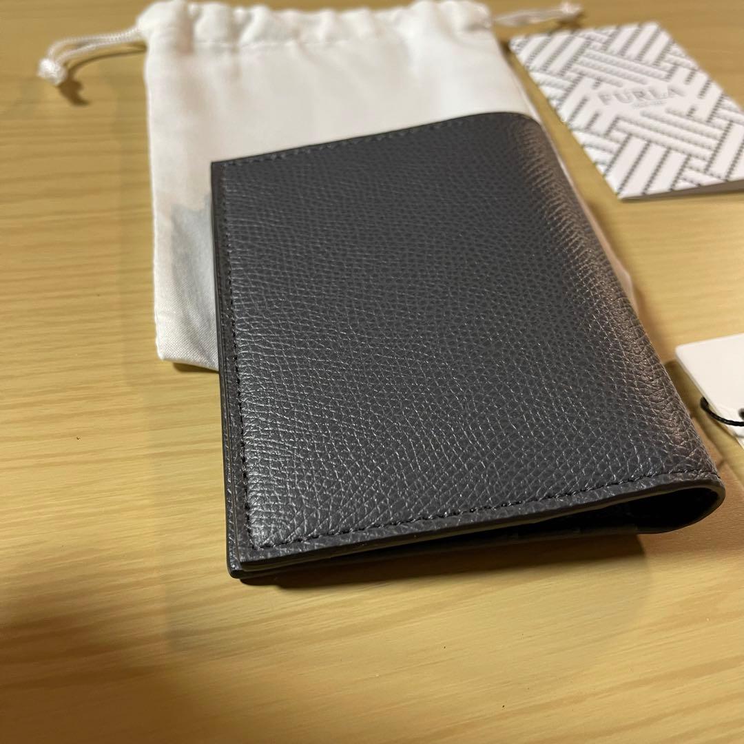 新品フルラ　カードケース