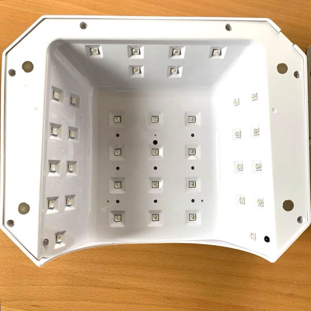 クロウ LED＆UVライト