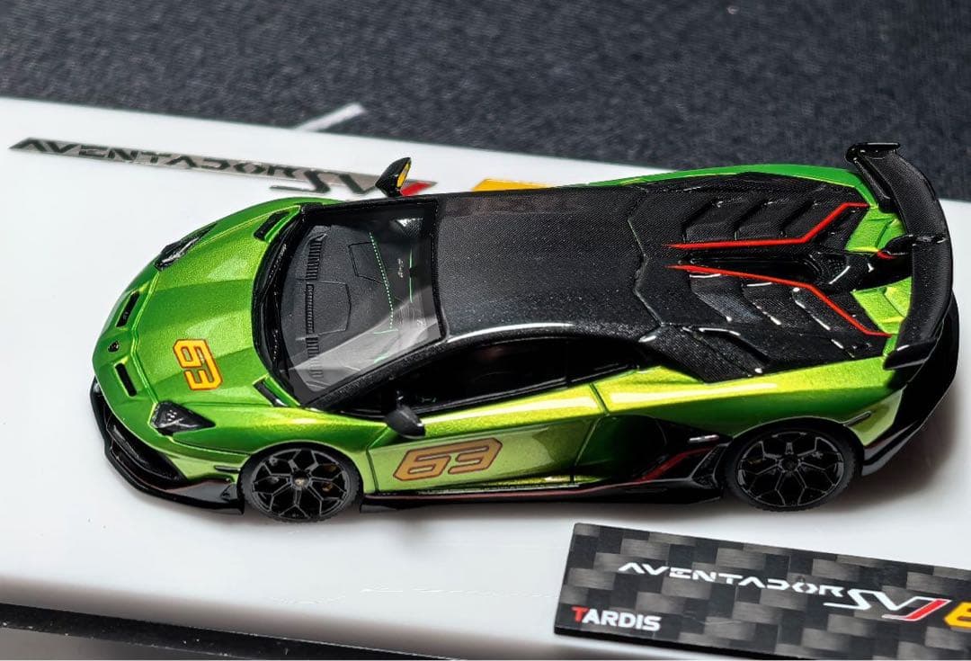 Tardis ランボルギーニ　アヴェンタドール　SVJ 63 緑　1/64