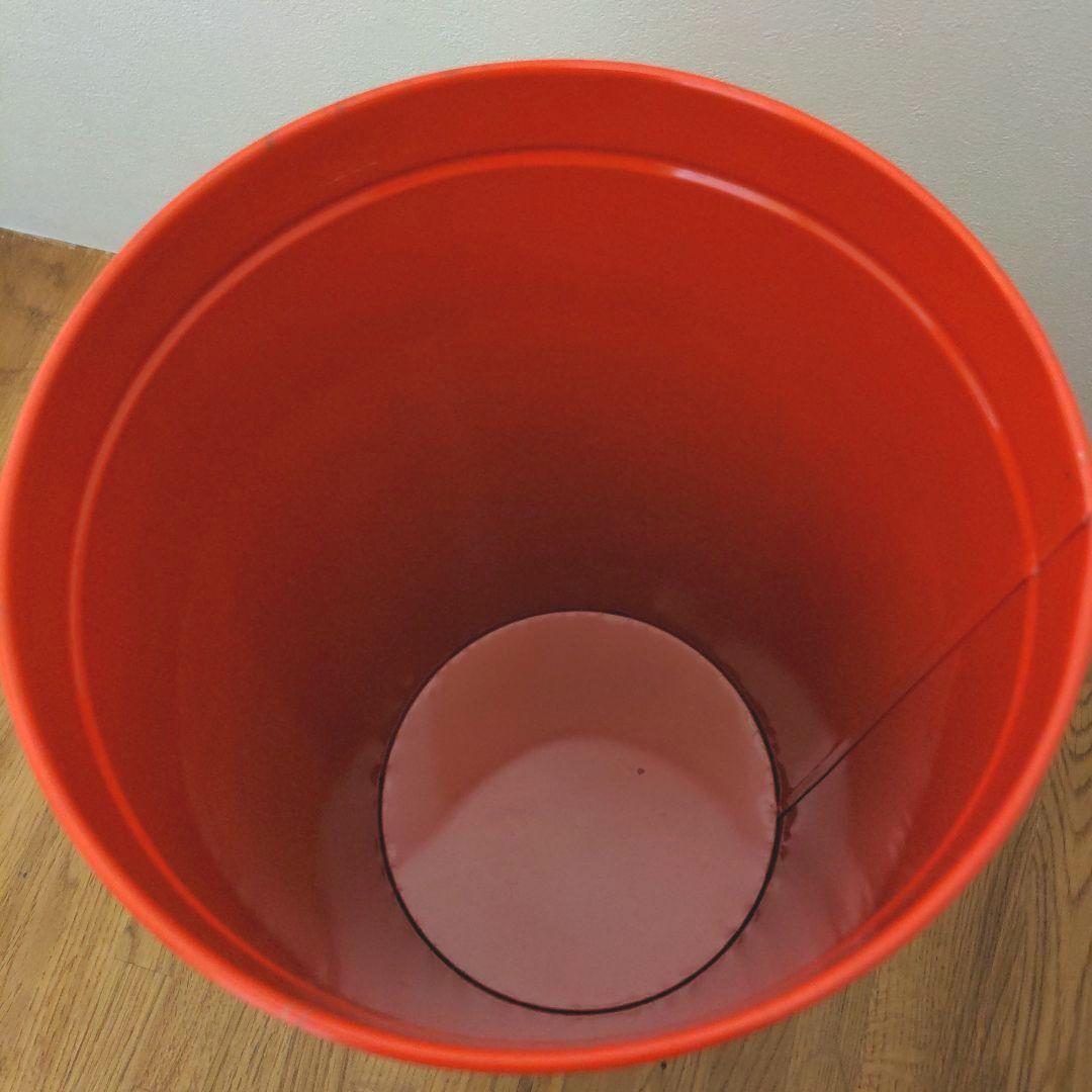 【専用です】ハローキティ マロンクリーム　昭和レトロ　くろがね