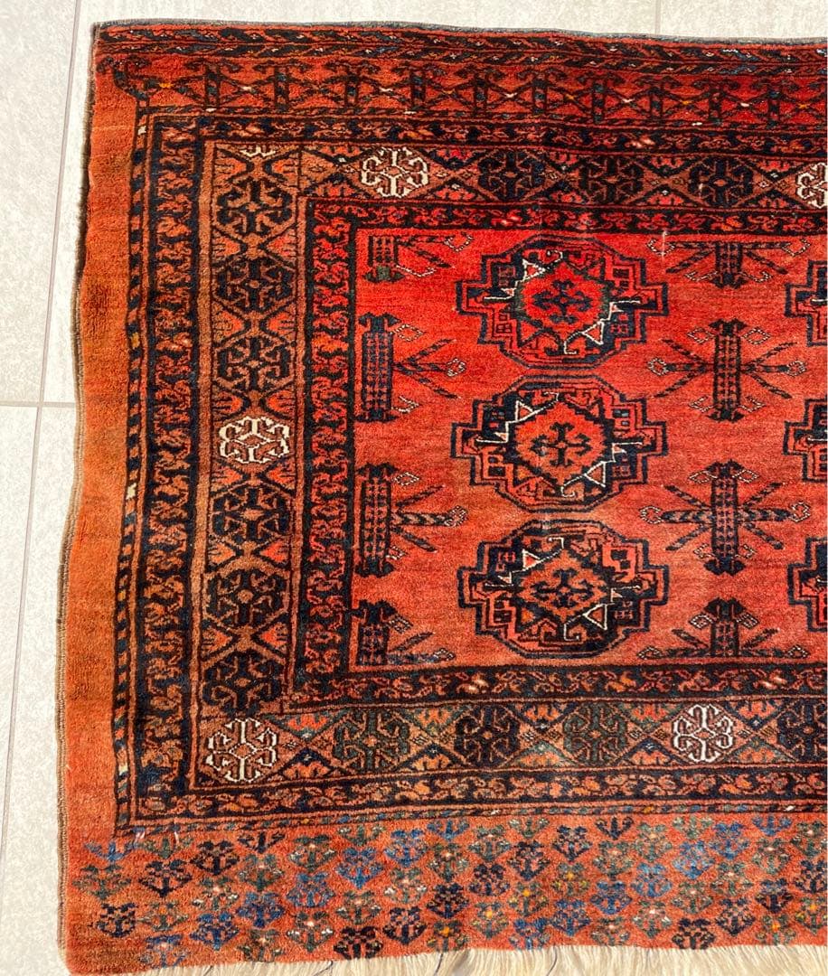 セミアンティーク　トルクメン エルサリ族　トライバルラグ　絨毯