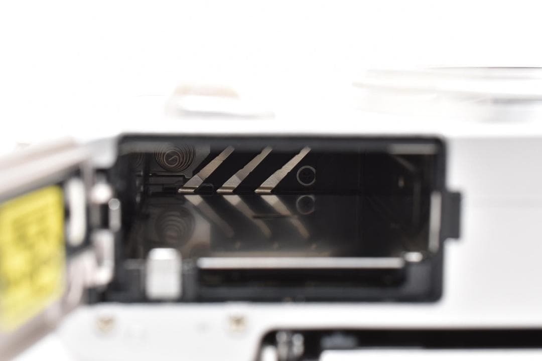 ★超美品★OLYMPUS オリンパス PEN E-PL8 ボディ #21233