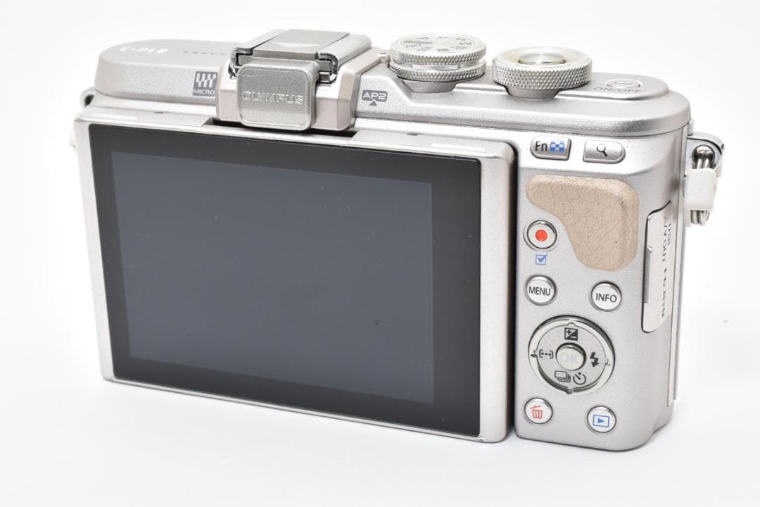 ★超美品★OLYMPUS オリンパス PEN E-PL8 ボディ #21233