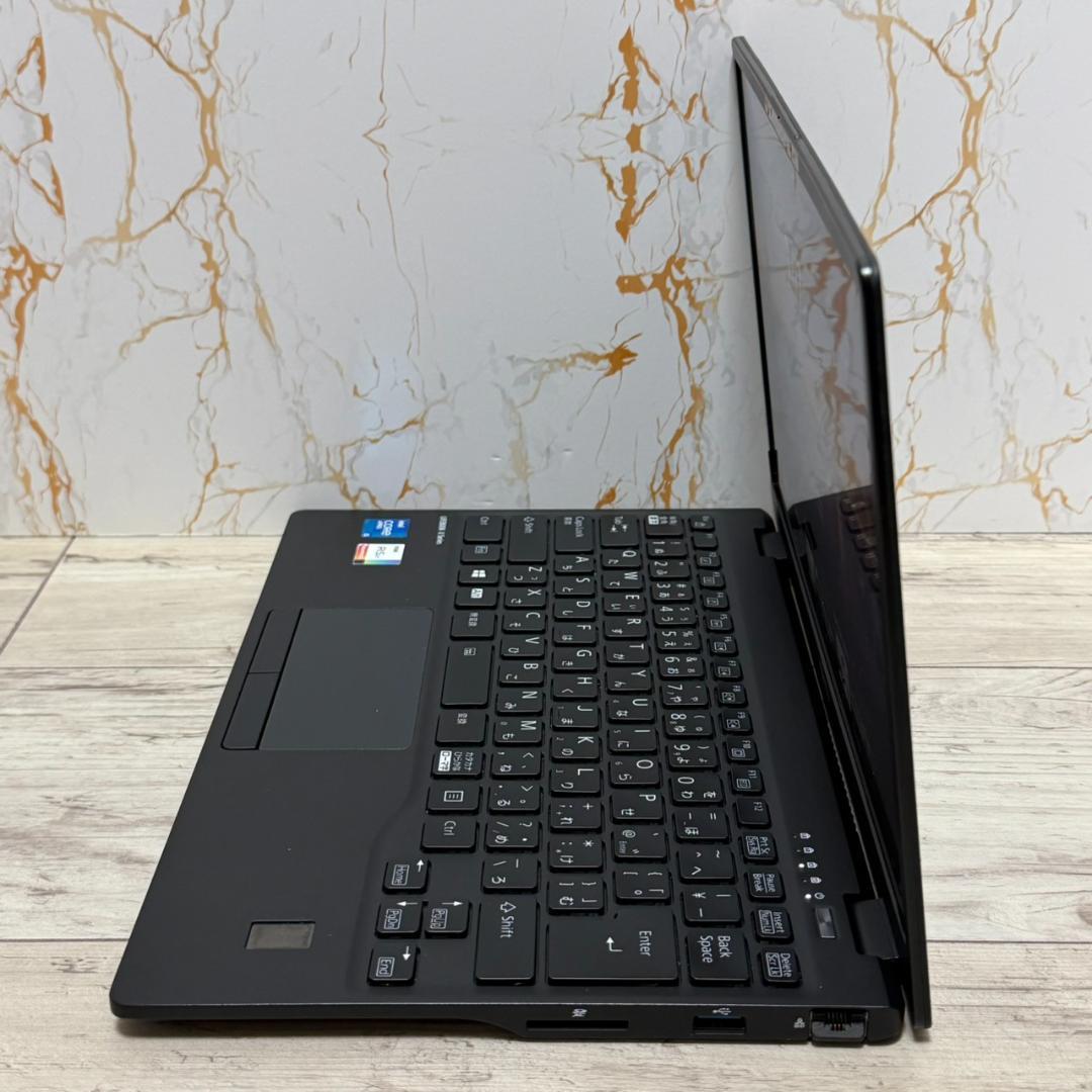 富士通 第11世代i5 LIFEBOOK 8GB SSD256 office21