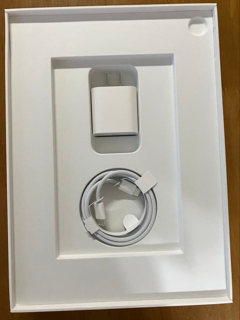 iPad 11インチ m2 パープル 本体