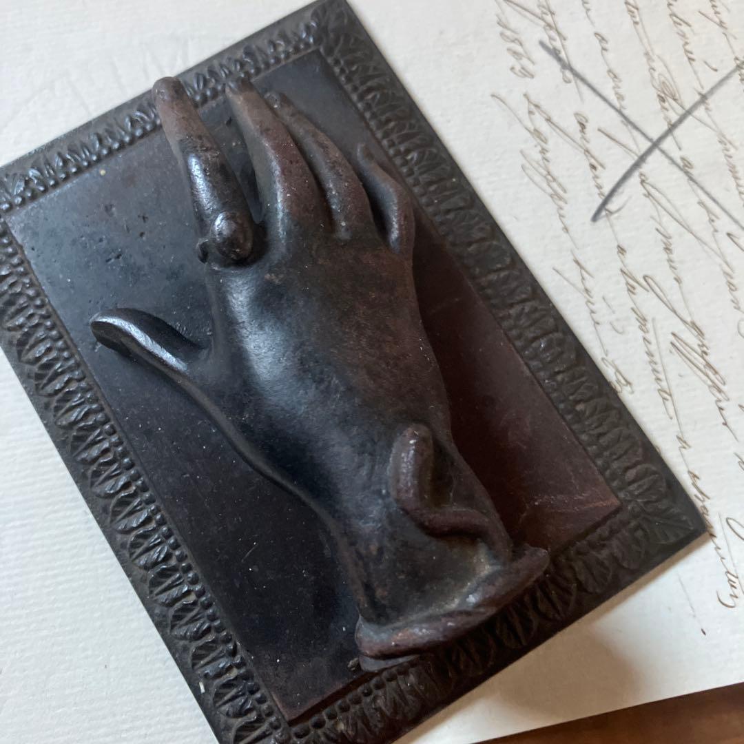 フランスアンティーク貴婦人の手　台座　ハンドオブジェ　19世紀　希少