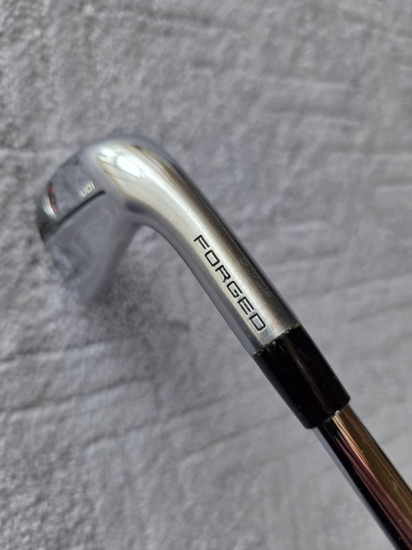 UT / STEALTH UDI 4番 23° / DG MID115 S200