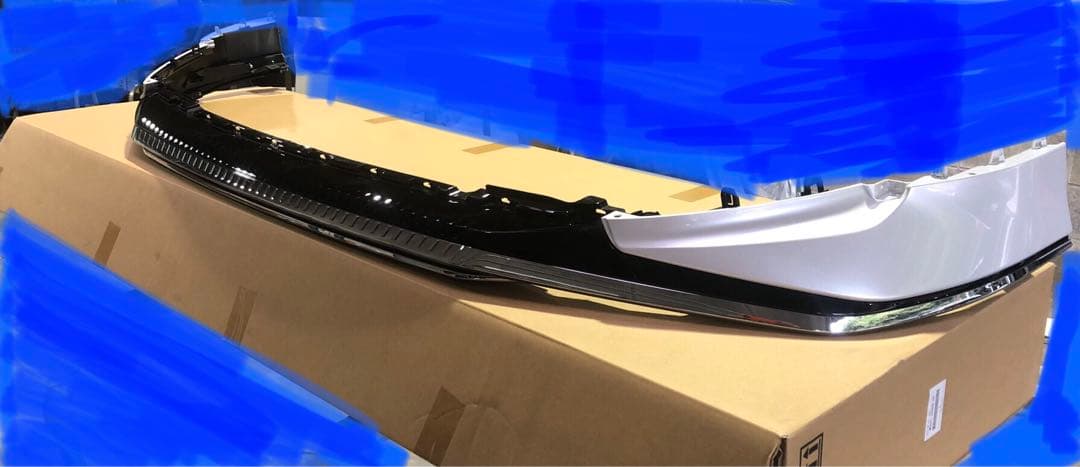 LEXUS　LM MODELLISTA フロントバンパースポイラー