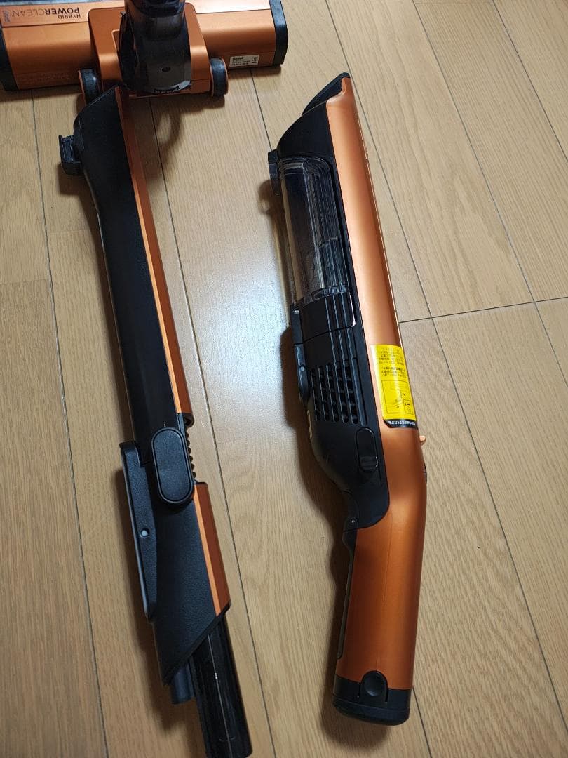 シャーク★コードレスクリーナー★CS651JOR★バッテリー新品と同等★