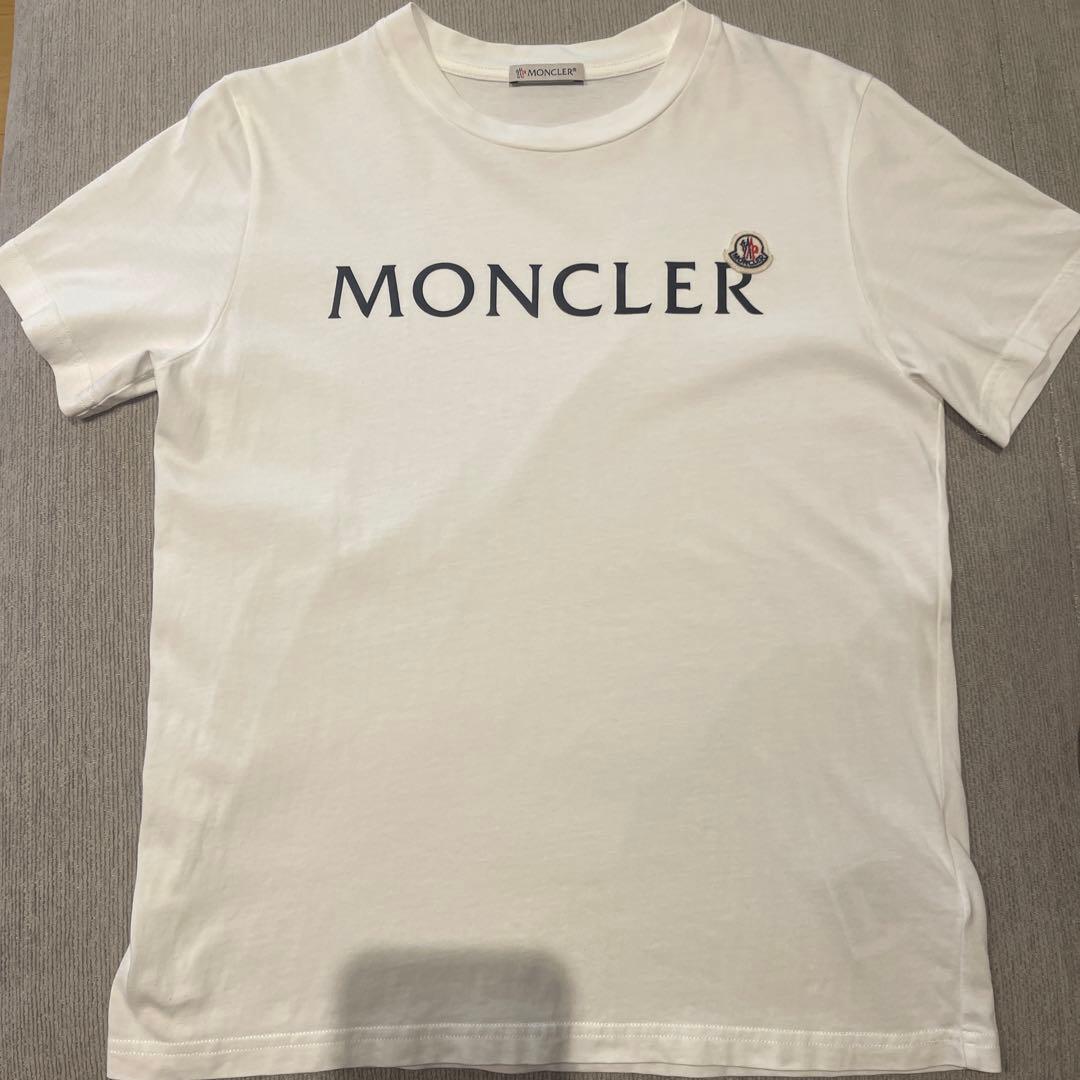 MONCLER ホワイト Tシャツ キッズ　 サイズ12A レディースS