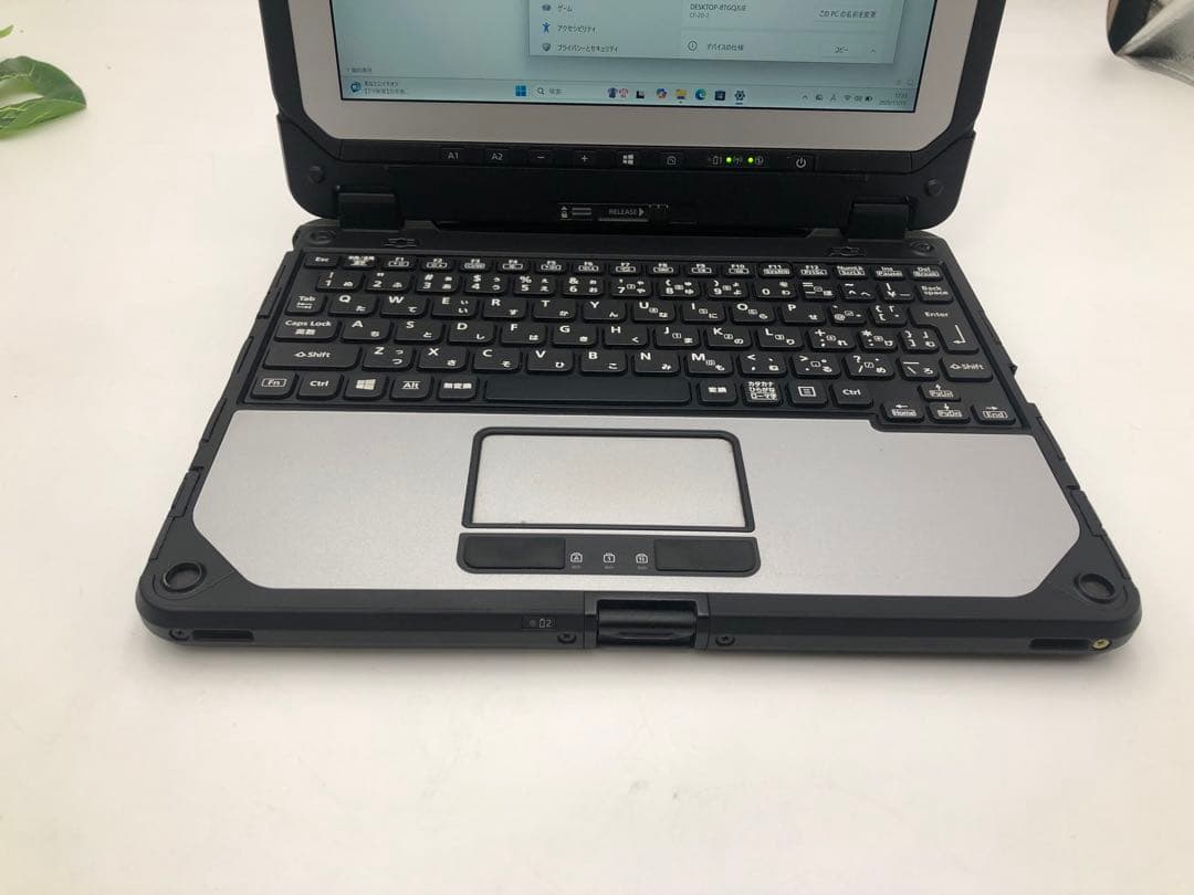 Windowsノート本体 Panasonic Toughbook CF-20 Core i5 7Y57