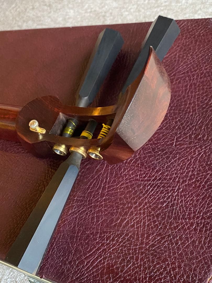 太棹三味線　要皮張り替え