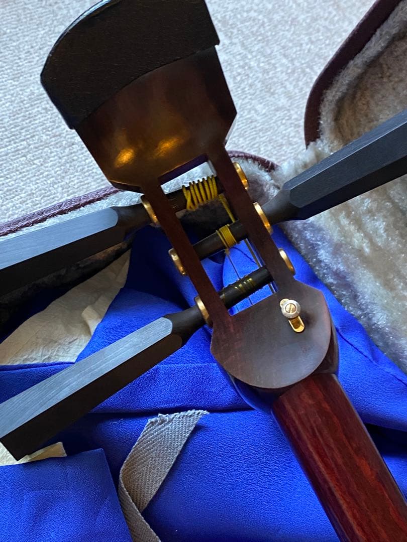 太棹三味線　要皮張り替え