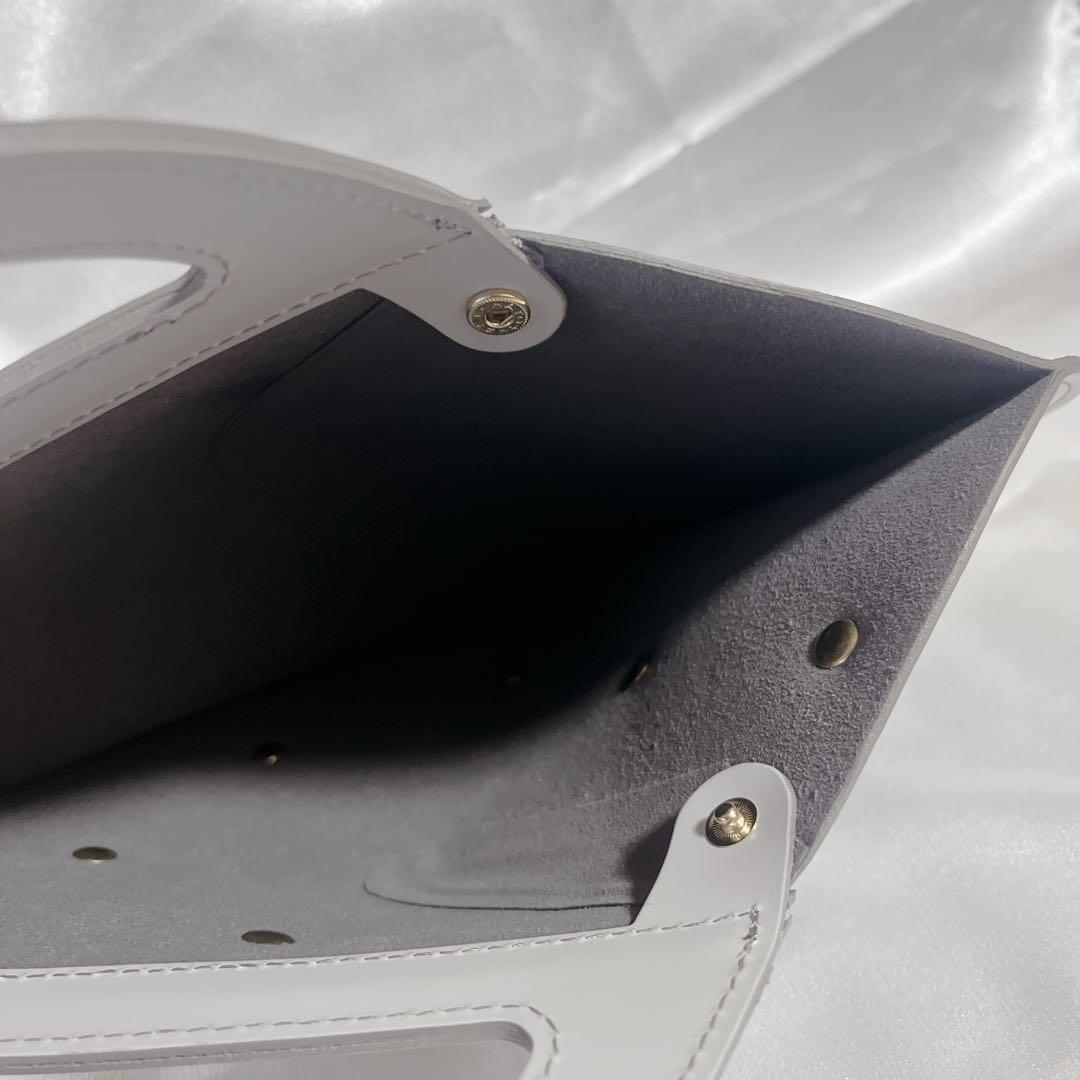 【新品未使用】Chieko＋ ハート型レザーバッグ｜グレー×ゴールドスタッズ