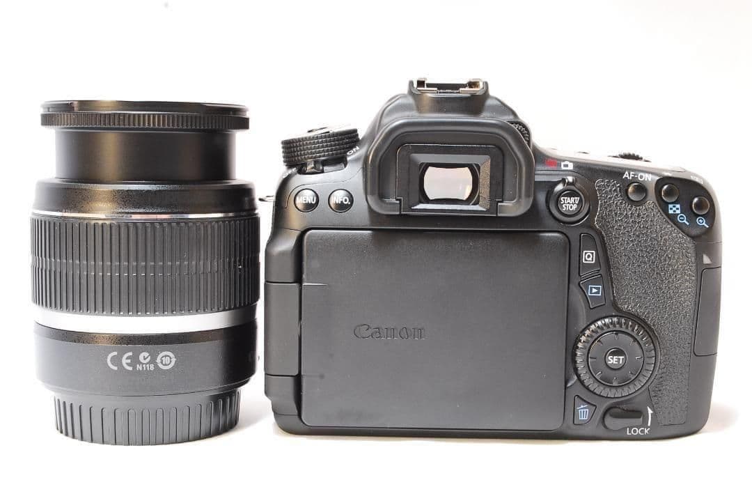 物撮り最適セット✨️Canon EOS 70D✨️ストロボ付き Wi-Fi搭載
