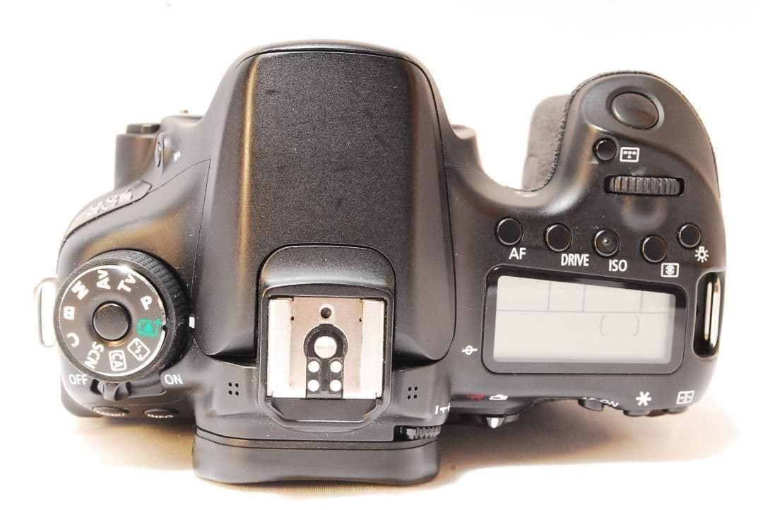 物撮り最適セット✨️Canon EOS 70D✨️ストロボ付き Wi-Fi搭載