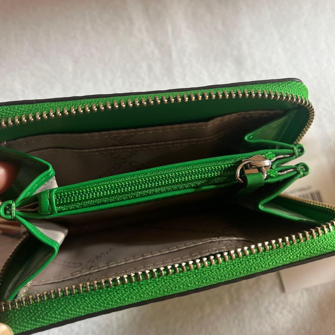 【新品】MICHAEL KORS グリーン ミニウォレット