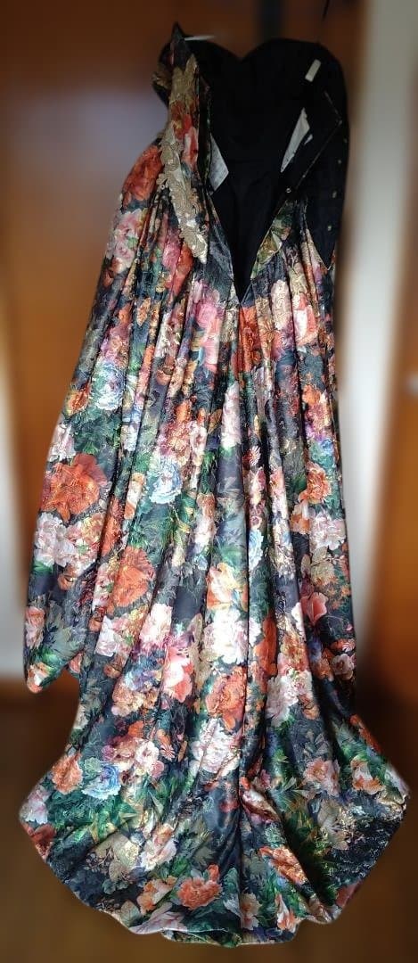 【値下げ中1/31 23:00まで】桂由美 カラードレス 花柄 ブラック